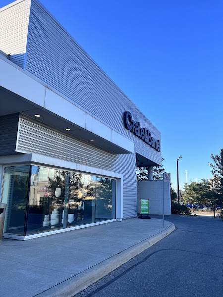 Crate & Barrel