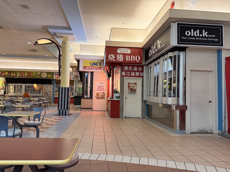 First Markham Place 萬錦廣場