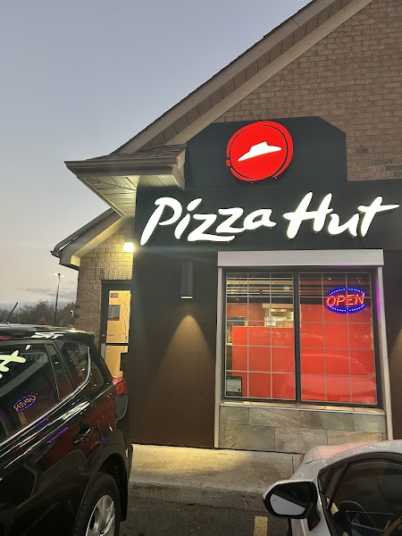 PIZZA HUT