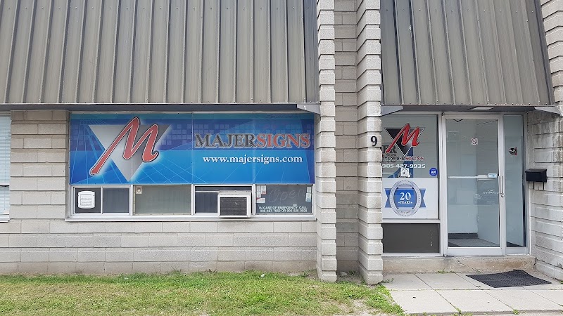 MAJER SIGNS INC
