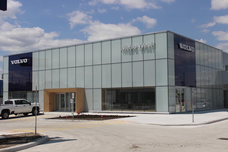 ROBERT MOTORS VOLVO