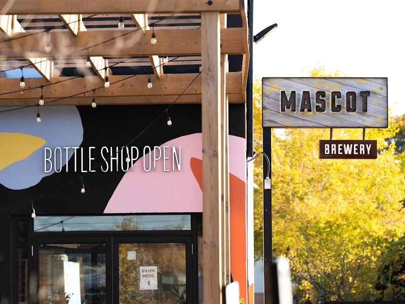 Mascot Brewery and Restaurant